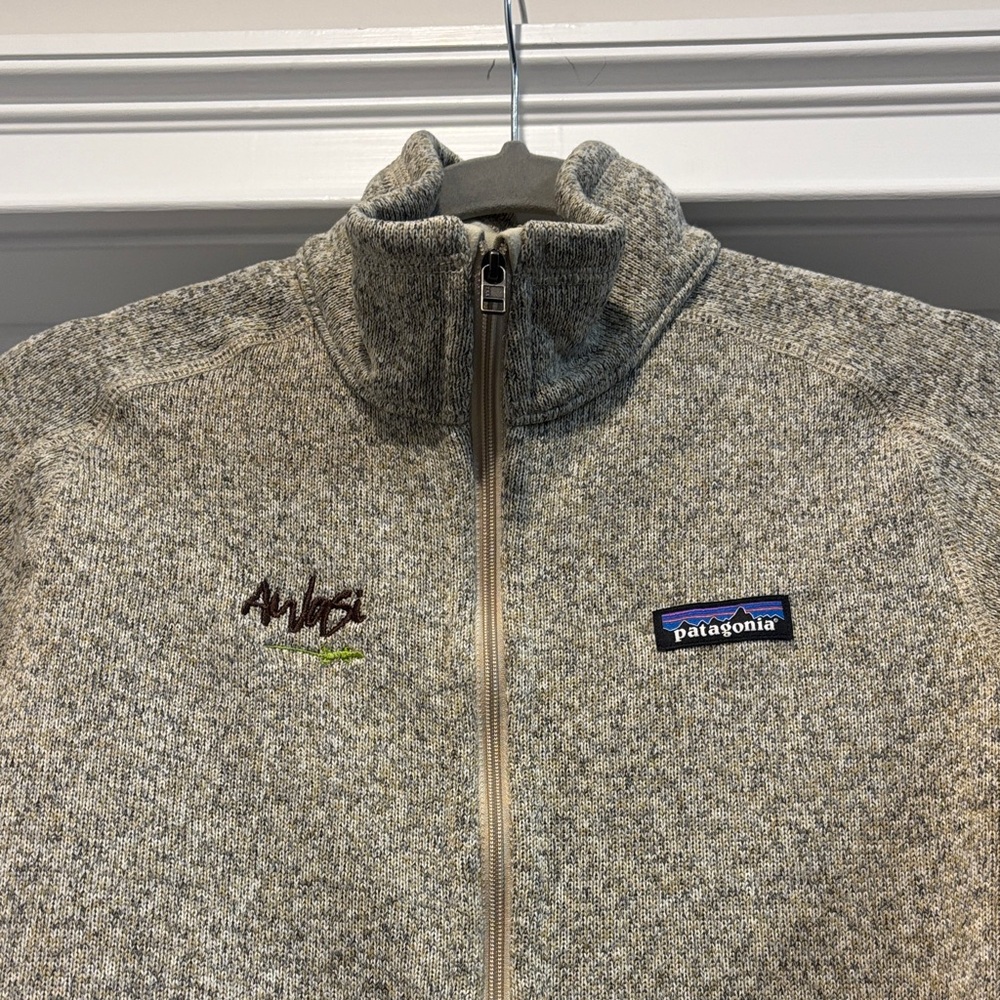 Patagonia Women's Tan/Grey Utility Jacket - Picture 2 of 6